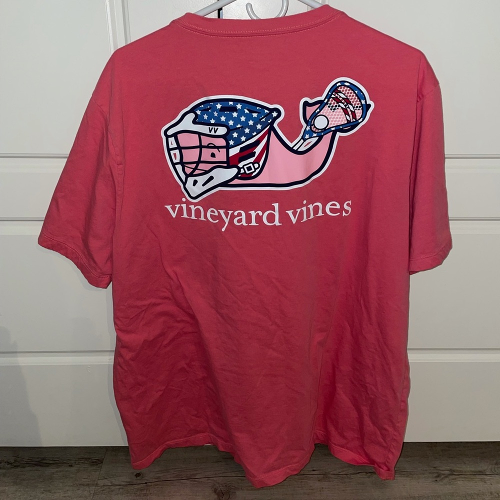 Vineyard Vines t-shirt